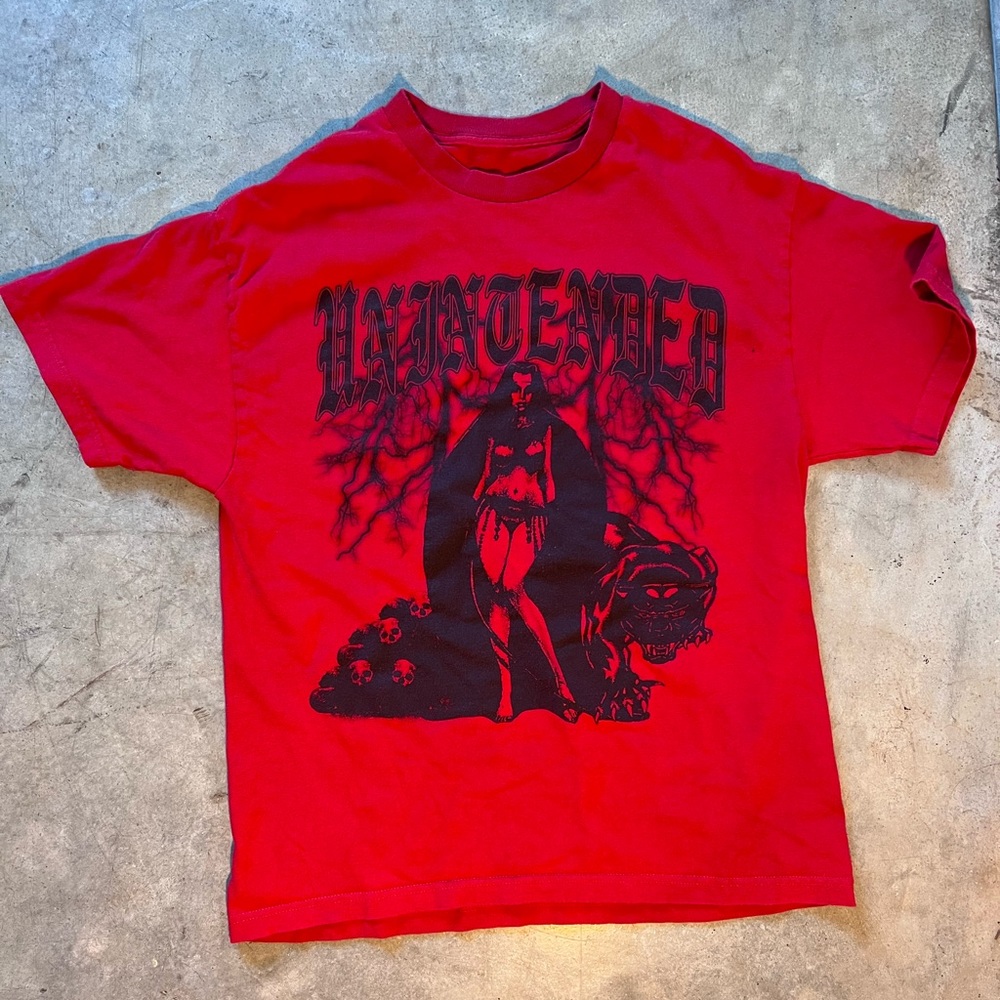 “Unintended” graphic skull t shirt